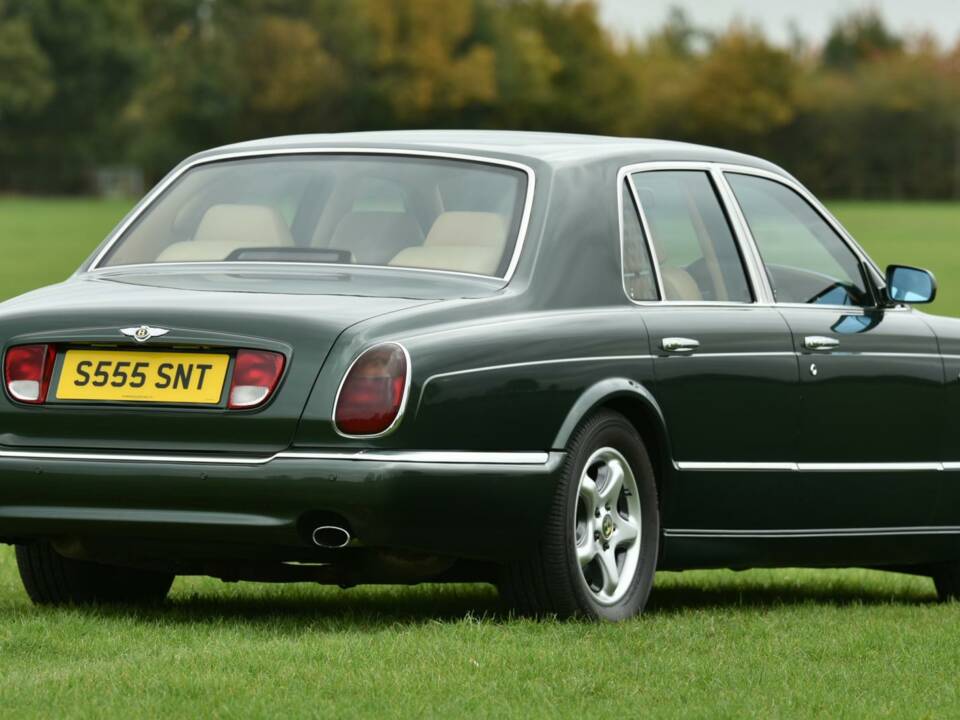 Image 11/50 of Bentley Arnage Green Label (1998)