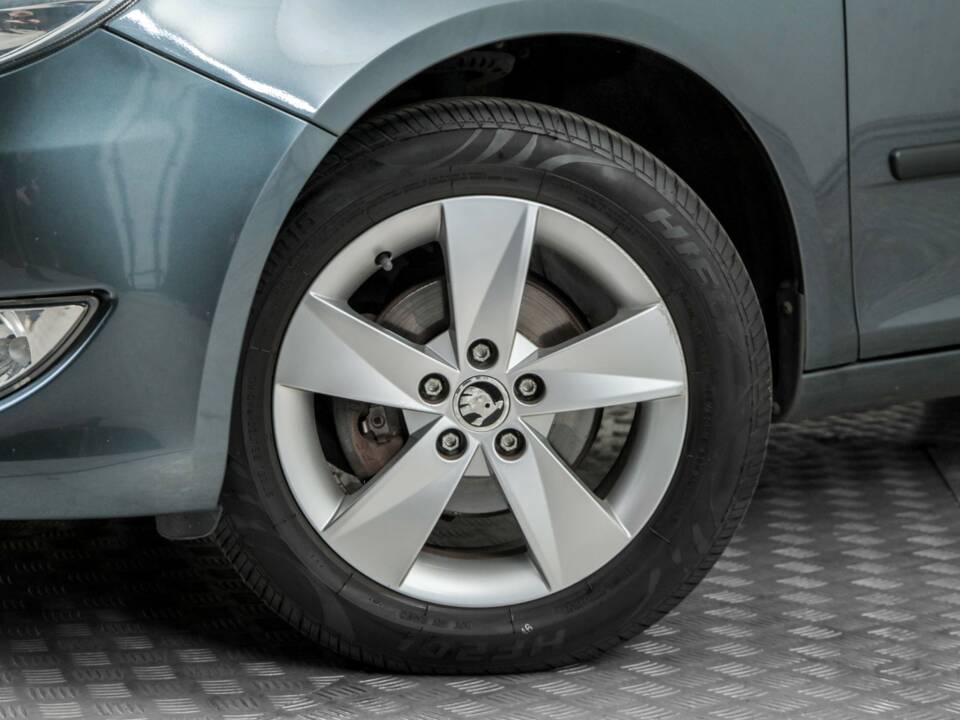 Imagen 4/50 de Skoda Fabia 1.2 TSI Combi (2014)
