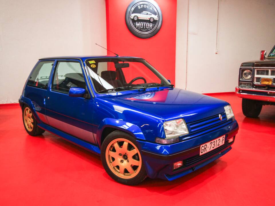 Bild 1/16 von Renault R 5 GT Turbo (1988)