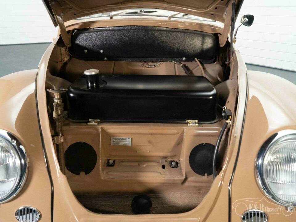 Bild 17/19 von Volkswagen Käfer 1200 Export "Ovali" (1957)