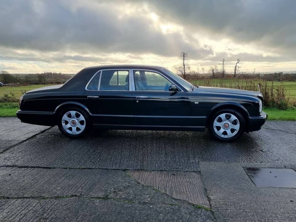 Image 2/24 of Bentley Arnage Red Label (2000)