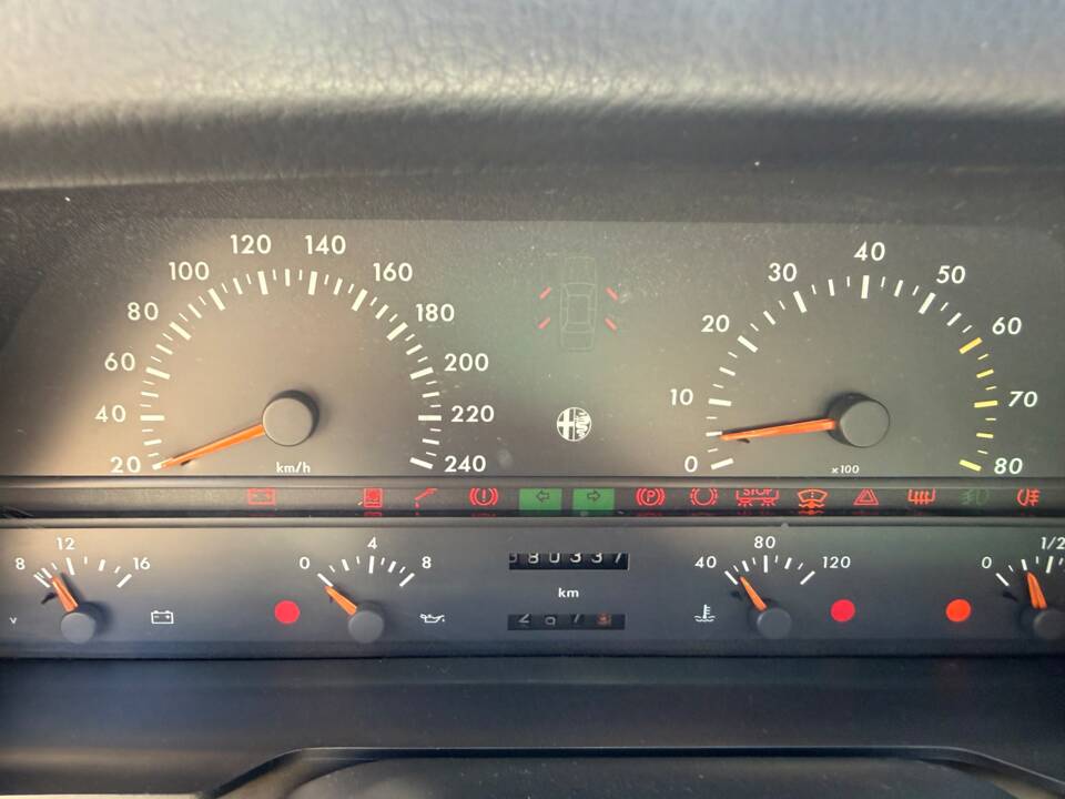 Image 8/20 de Alfa Romeo 164 2.0 (1991)