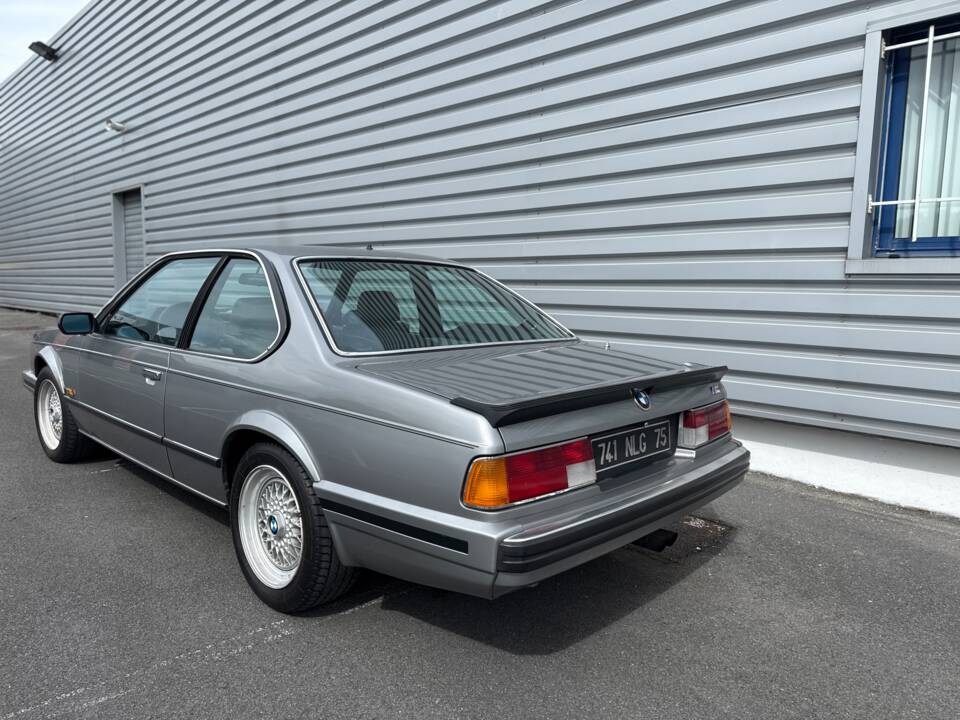 Image 5/79 of BMW M 635 CSi (1989)
