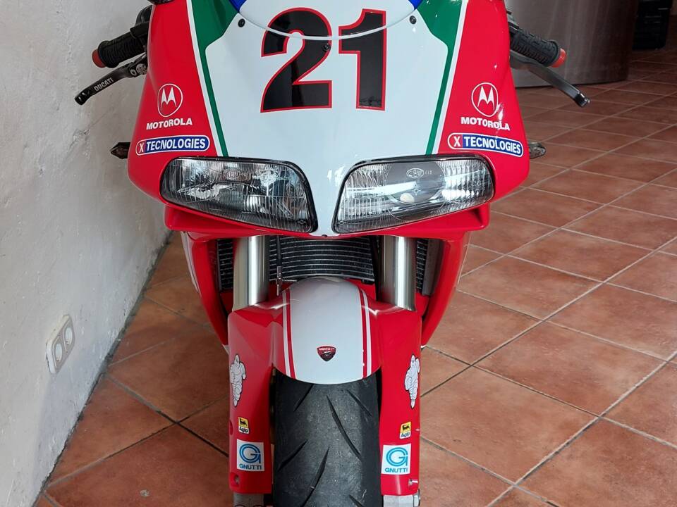 Image 13/32 of Ducati DUMMY (1998)