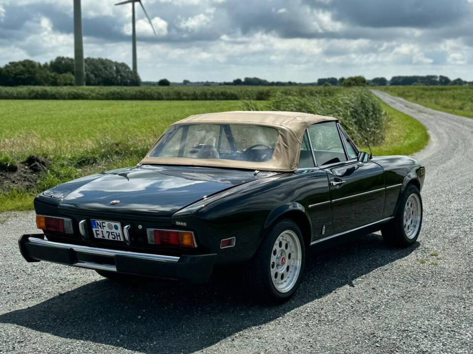 Imagen 13/16 de FIAT 124 Spider CS1 (1975)
