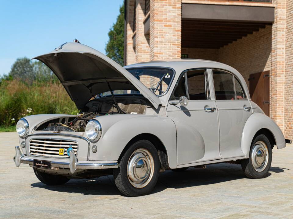 Image 44/50 of Morris Minor 1000 (1958)