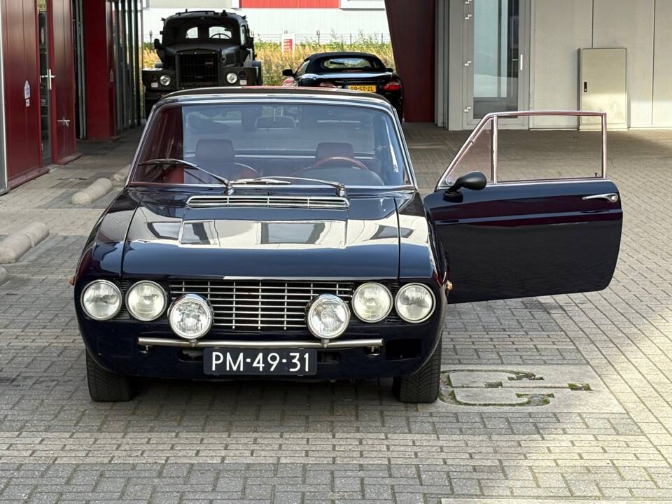 Bild 20/21 von Lancia 2000 Coupe (1971)