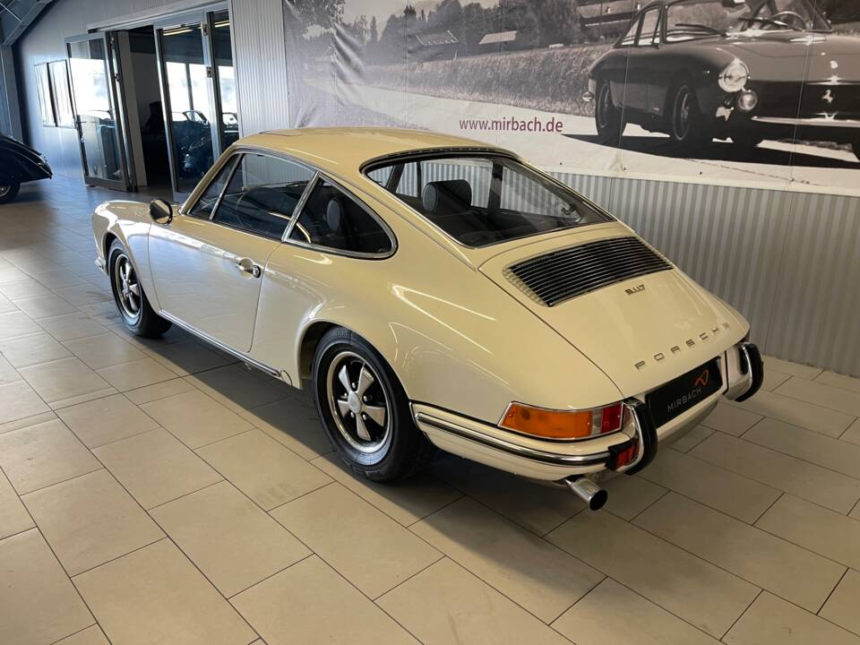 Immagine 9/18 di Porsche 911 2.0 T (1969)