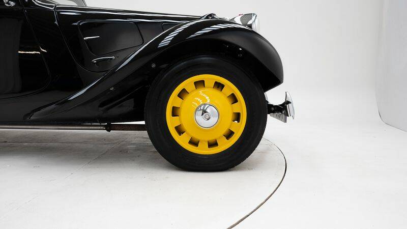 Afbeelding 10/15 van Citroën Traction Avant 11 BL Légère (1938)