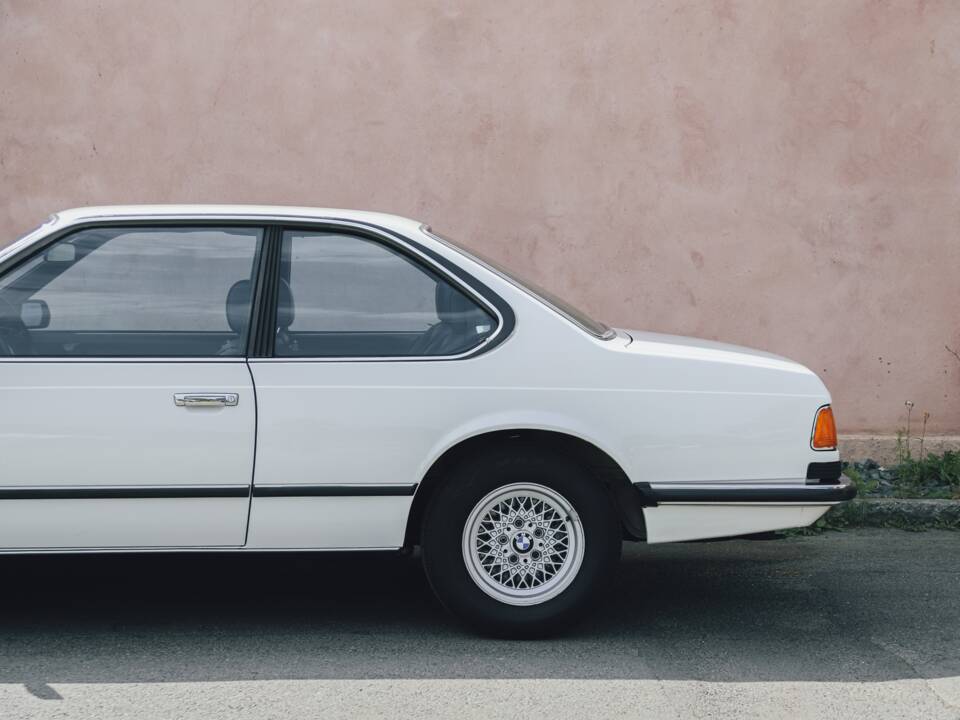 Bild 18/40 von BMW 633 CSi (1984)