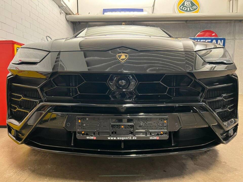 Bild 3/18 von Lamborghini Urus (2019)