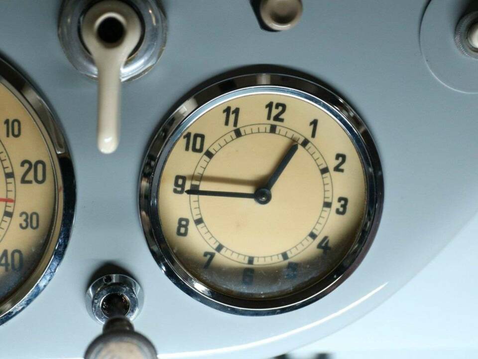 Image 14/49 of Mercedes-Benz 170 V (1949)