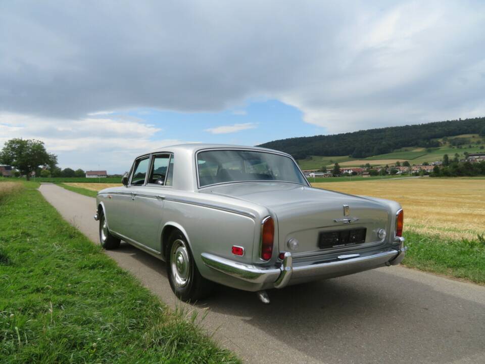 Imagen 2/18 de Rolls-Royce Silver Shadow I (1972)