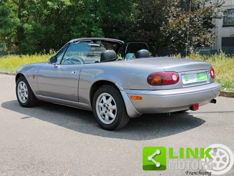 Image 9/10 of Mazda MX-5 1.6 (1994)