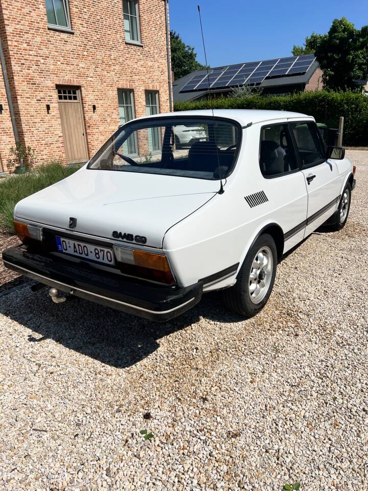 Afbeelding 2/51 van Saab 99 (1983)