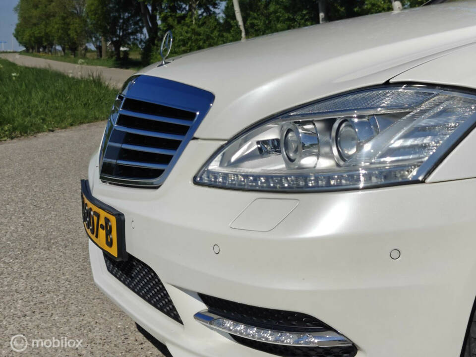 Bild 16/50 von Mercedes-Benz S 500 (2012)
