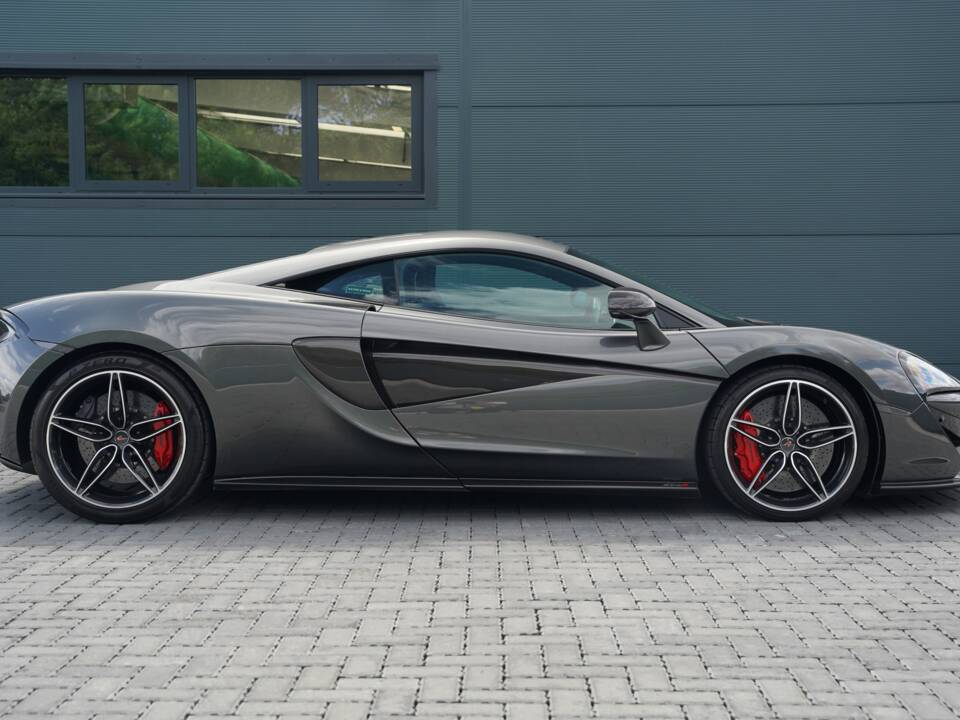 Afbeelding 3/50 van McLaren 570S (2016)