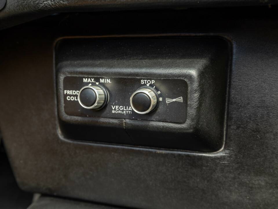 Afbeelding 41/53 van Ferrari 365 GTB/4 Spyder (1971)