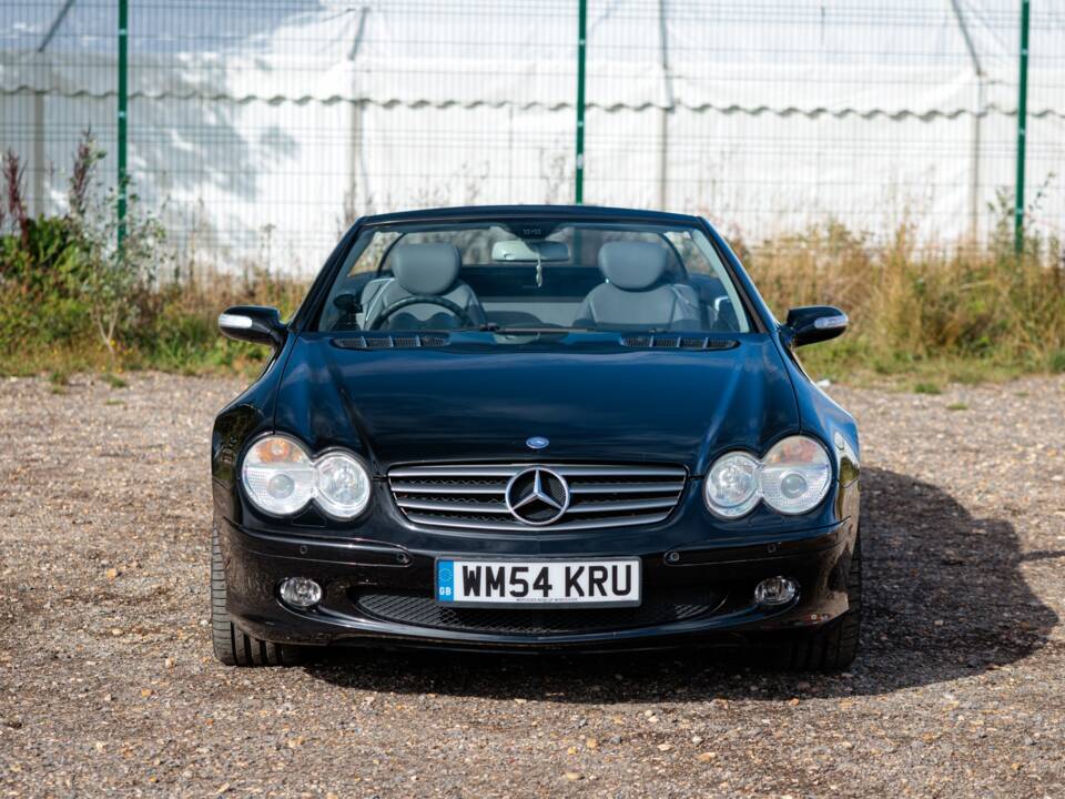 Image 6/50 of Mercedes-Benz SL 350 (2004)