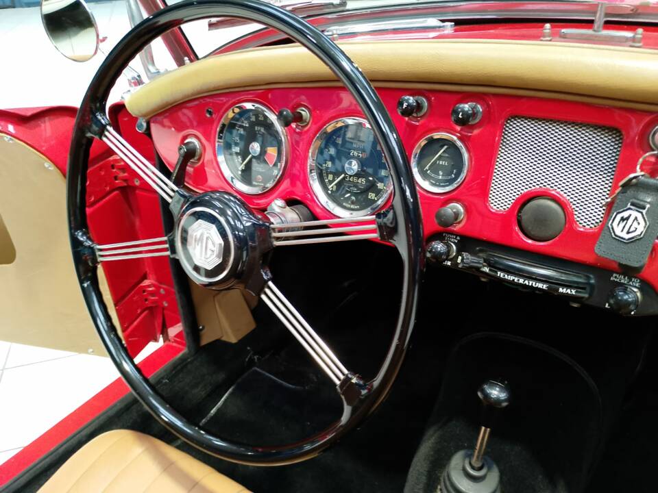 Imagen 30/57 de MG MGA 1600 (1960)