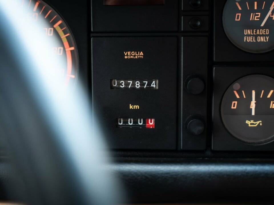 Image 12/15 of Ferrari Mondial 3.2 (1987)