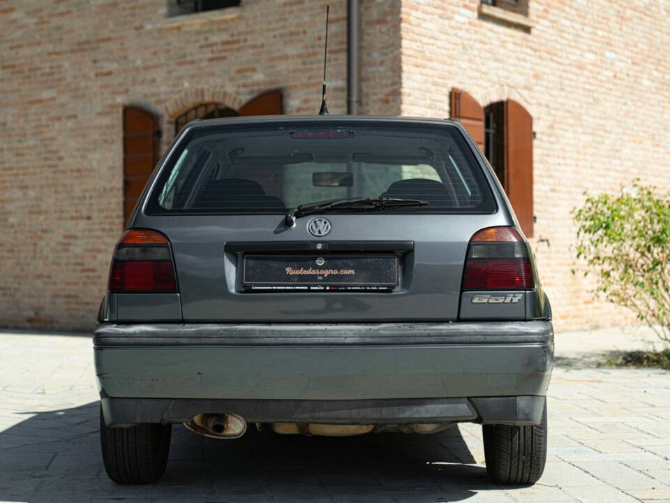 Obraz 7/37 pojazdu Volkswagen Golf III 1.6 (1997)