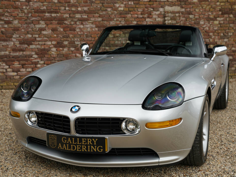 Image 38/50 of BMW Z8 (2000)