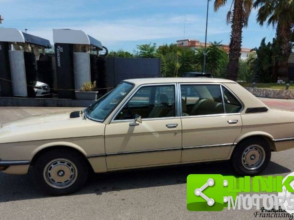 Imagen 2/10 de BMW 525 (1975)