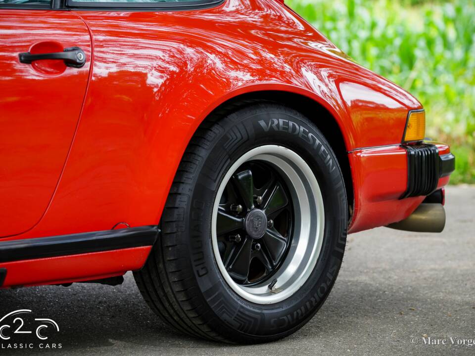 Image 49/63 of Porsche 911 Carrera 3.2 (1986)