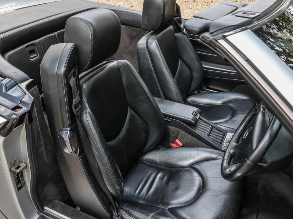 Bild 26/31 von Mercedes-Benz SL 280 (2000)