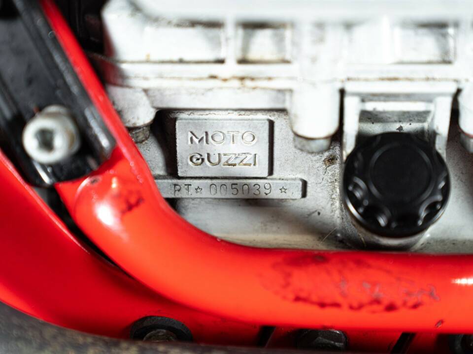 Image 16/36 of Moto Guzzi V 65 Lario (1990)