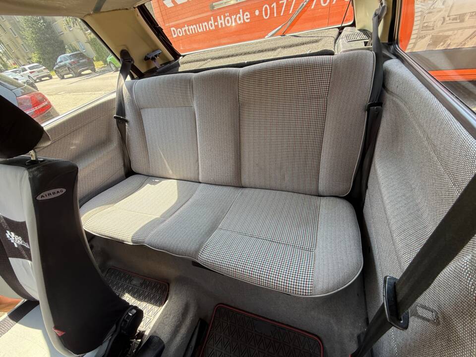 Immagine 16/27 di Volkswagen Golf Mk II 1.6 (1991)
