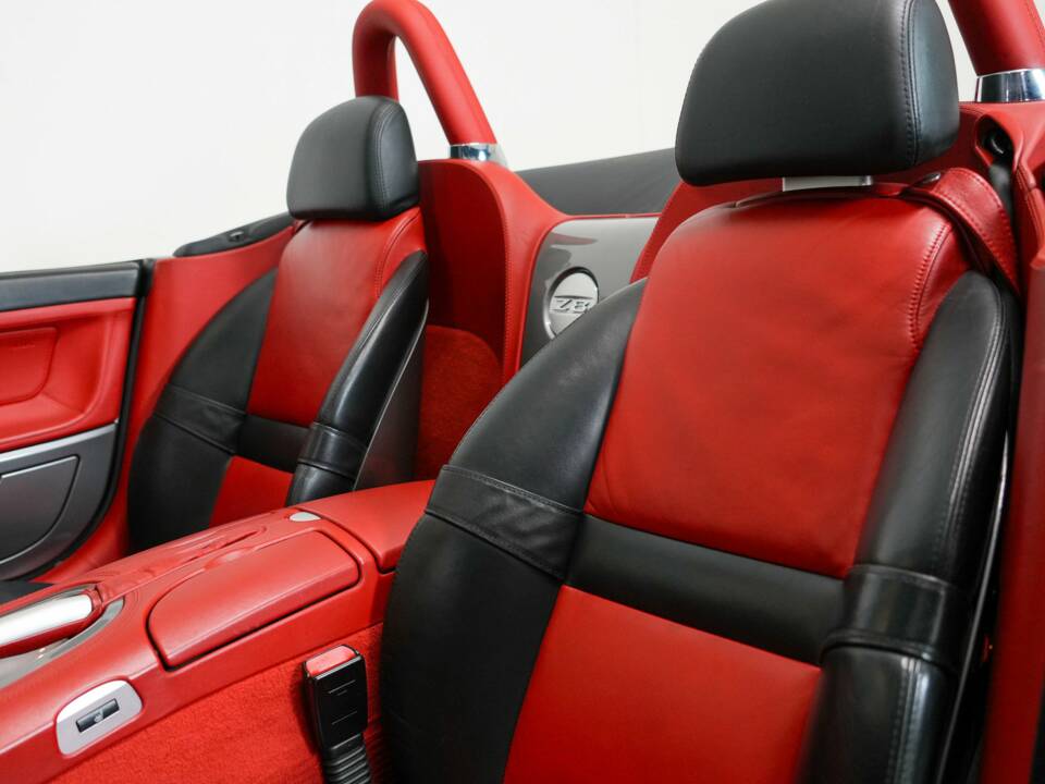 Bild 24/40 von BMW Z8 (2000)