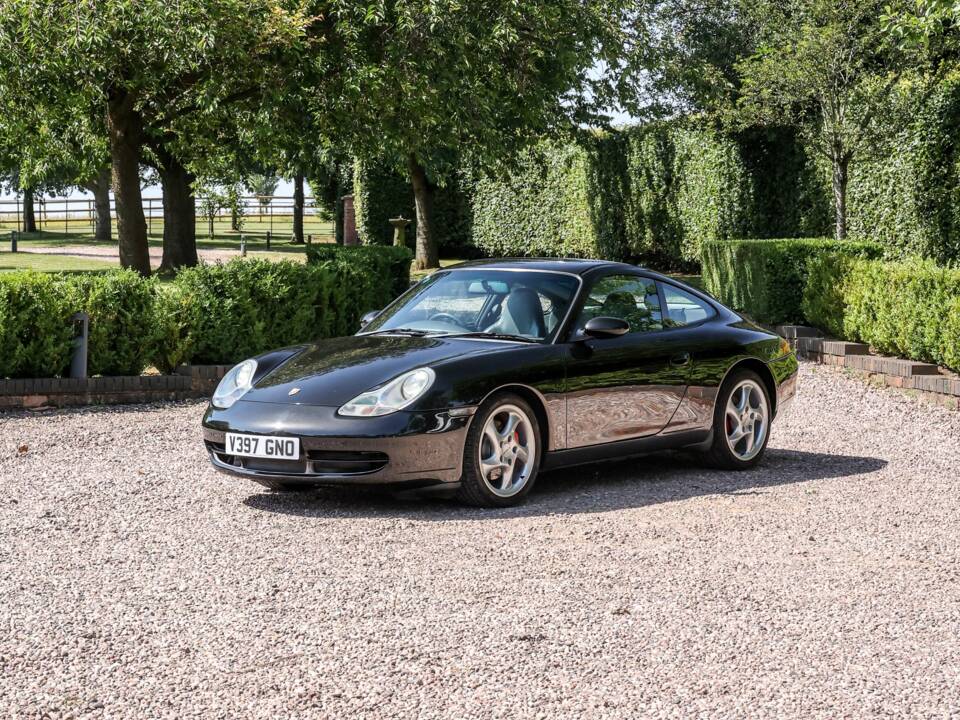 Afbeelding 14/43 van Porsche 911 Carrera 4 (1999)