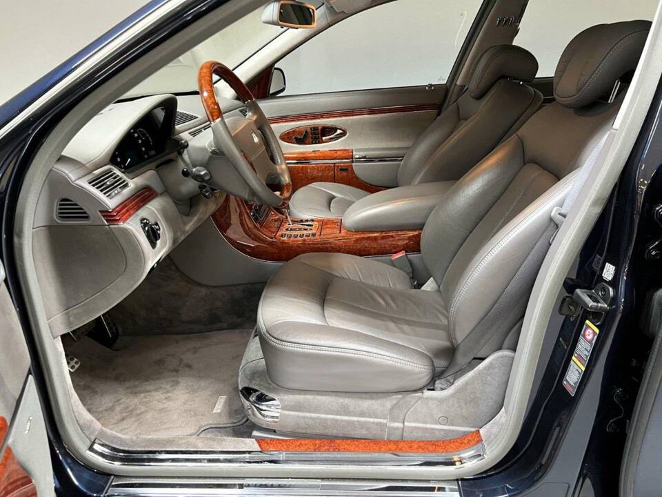 Image 9/15 of Maybach 57 (2004)
