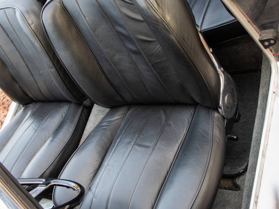Immagine 53/94 di Alfa Romeo 2600 Spider (1964)