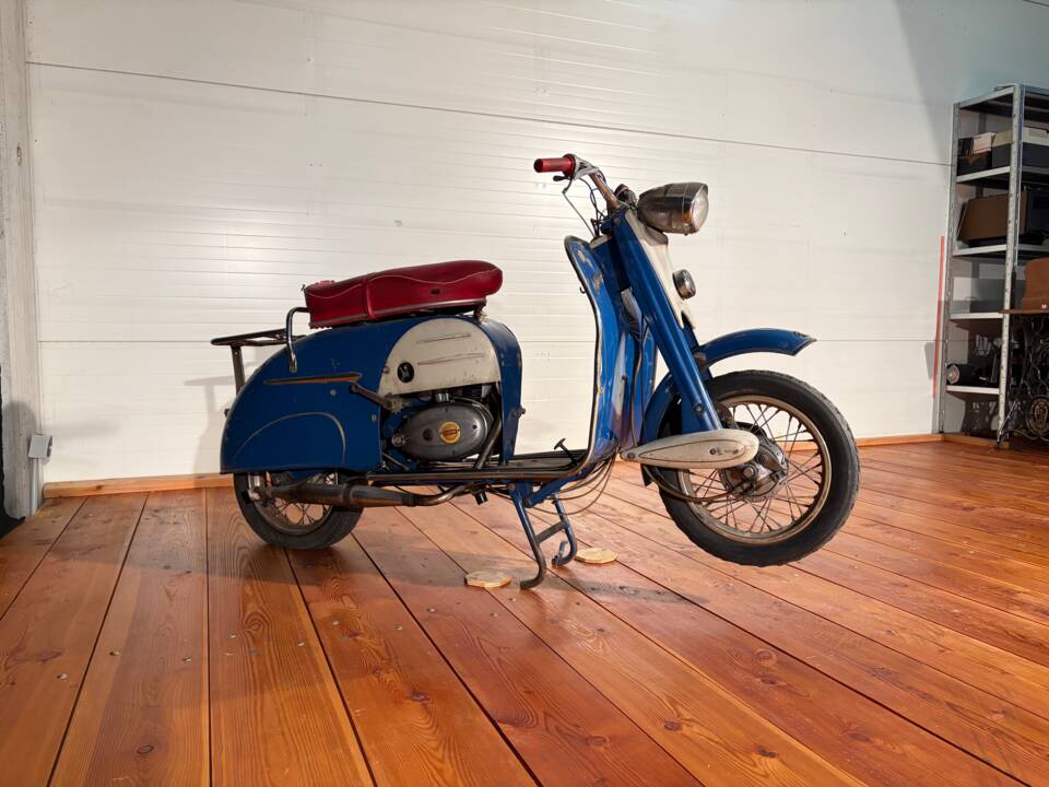 Image 2/15 of HMW 50 S (1951)