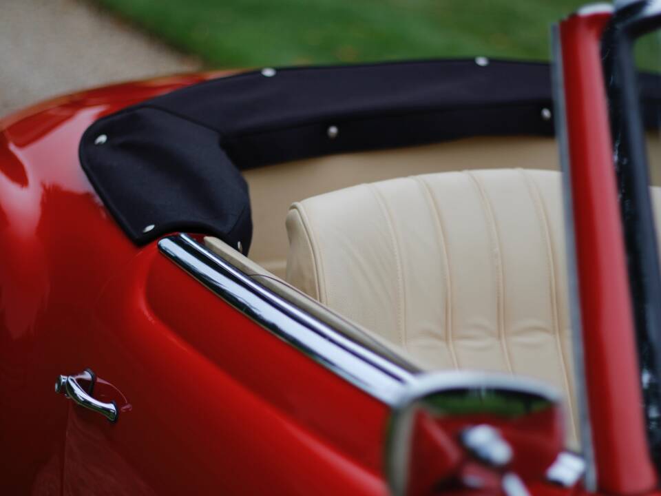 Imagen 10/50 de Mercedes-Benz 190 SL (1959)