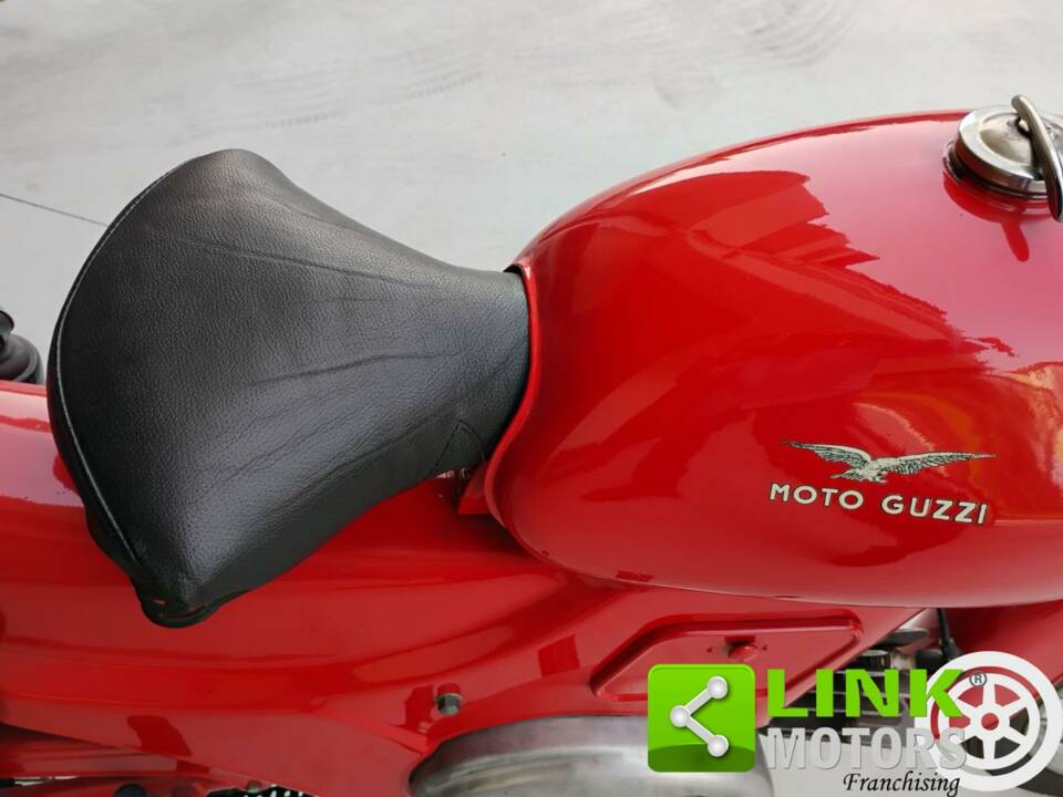 Image 8/10 de Moto Guzzi DUMMY (1964)