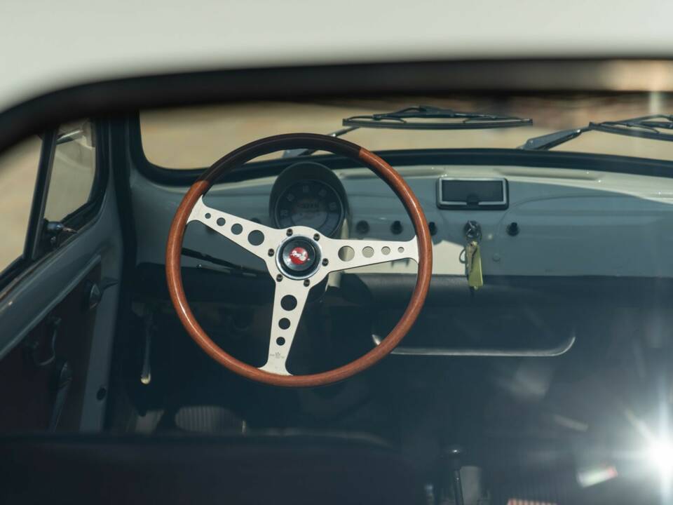 Image 19/50 of Abarth Fiat 595 (1968)
