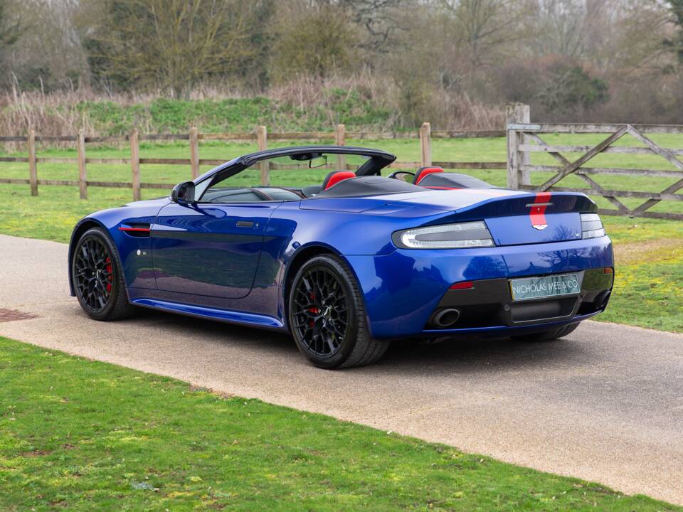 Bild 83/85 von Aston Martin V12 Vantage AMR Roadster (2018)