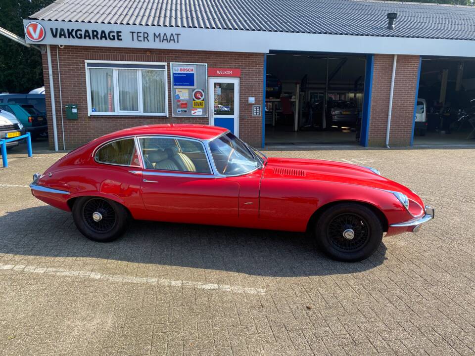 Imagen 4/54 de Jaguar E-Type V12 (2+2) (1973)