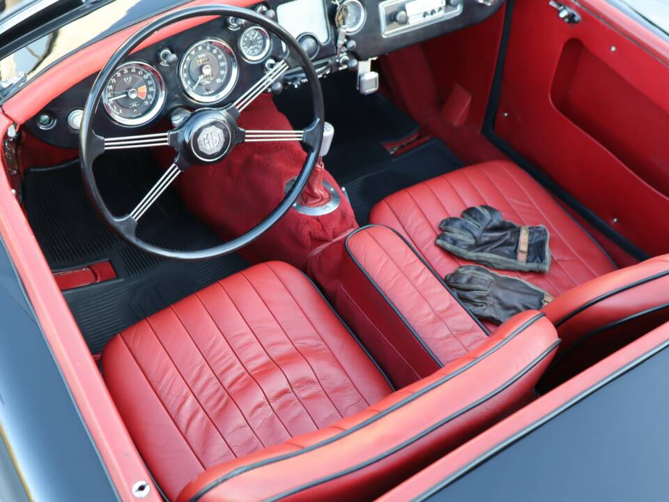 Immagine 3/50 di MG MGA 1600 (1959)
