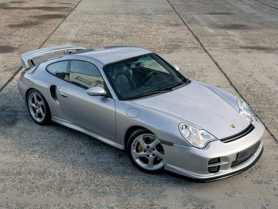 Image 1/51 of Porsche 911 GT2 (2001)