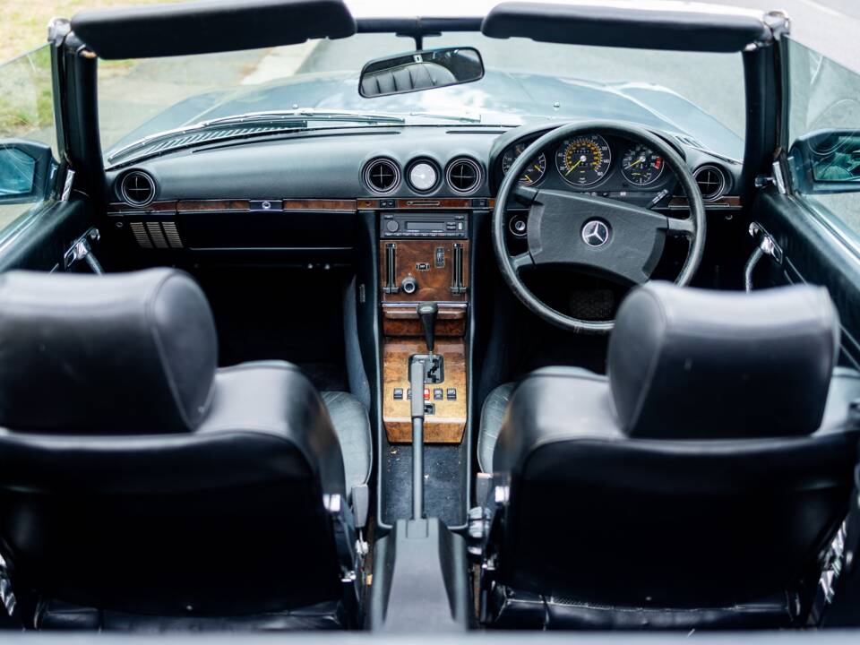 Afbeelding 19/27 van Mercedes-Benz 420 SL (1987)