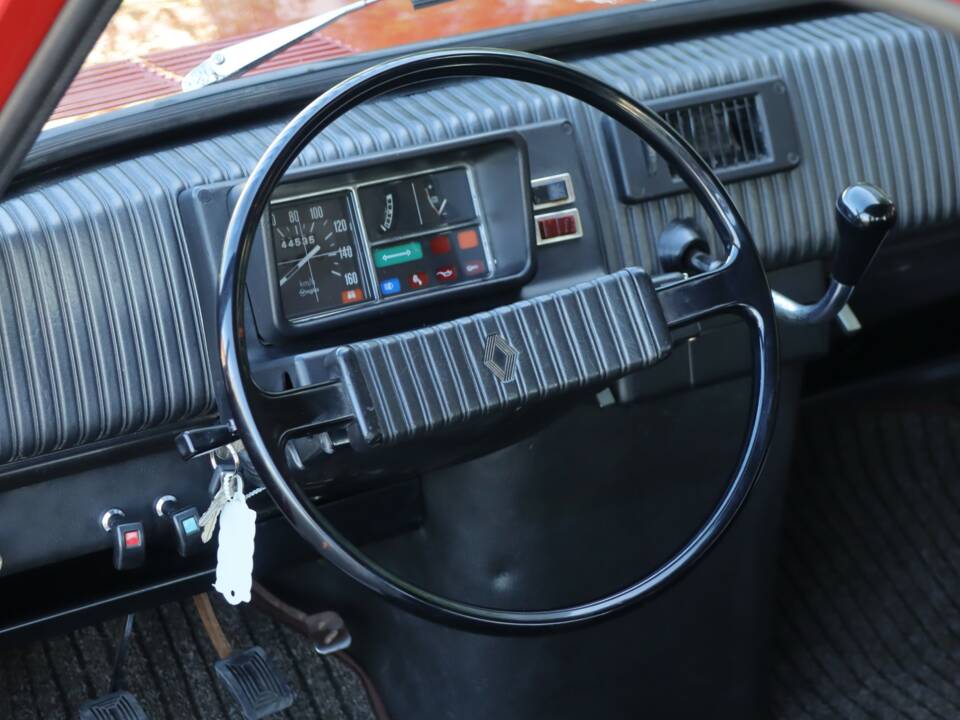 Immagine 38/50 di Renault R 5 L (1973)