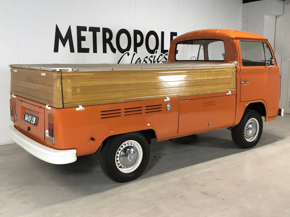 Bild 7/20 von Volkswagen T2b Pritsche (1977)