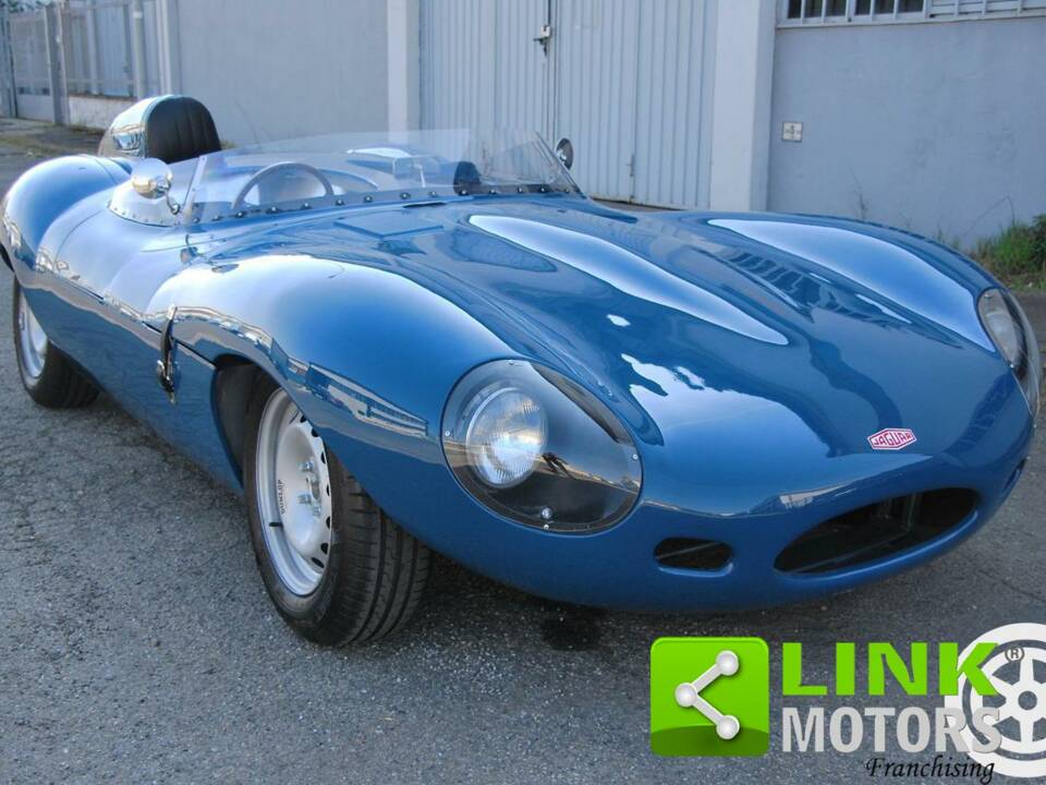 Afbeelding 1/8 van Jaguar Type D (1962)