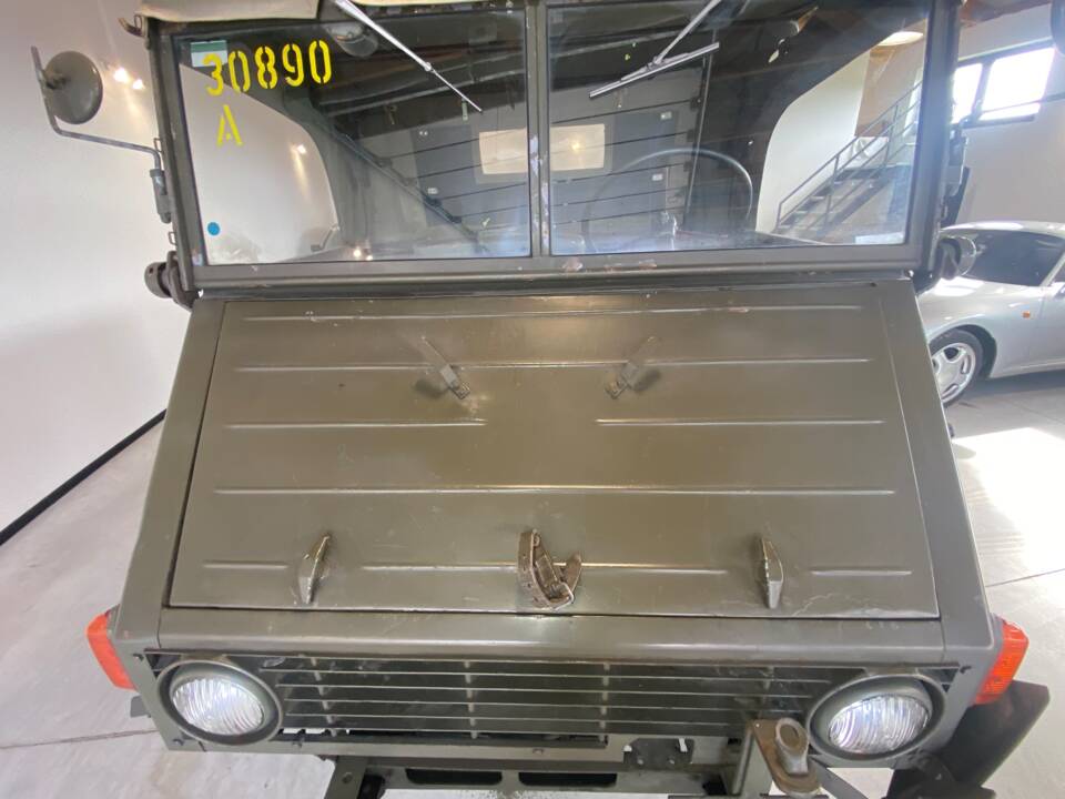 Afbeelding 45/67 van Mercedes-Benz Unimog 2010 (1951)