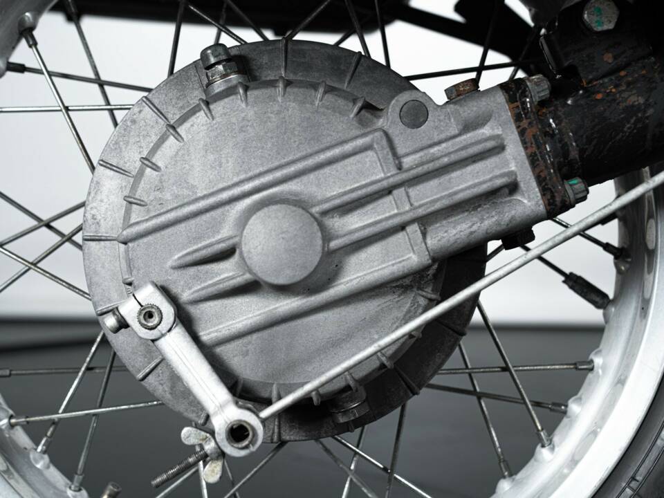 Bild 11/34 von BMW DUMMY (1987)